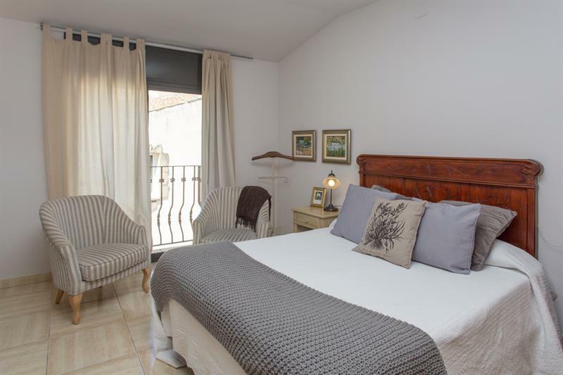 Hostal De La Placa Кабрилс Экстерьер фото